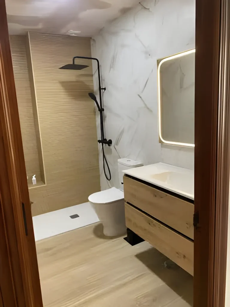 Reforma completa de baño realizada en Castellón